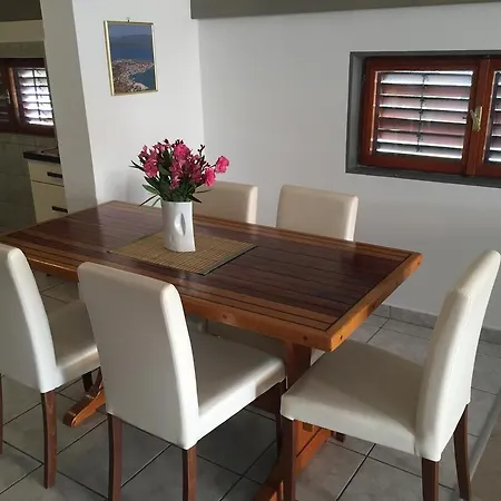 Apartments Pavic Betina  Exterior photo